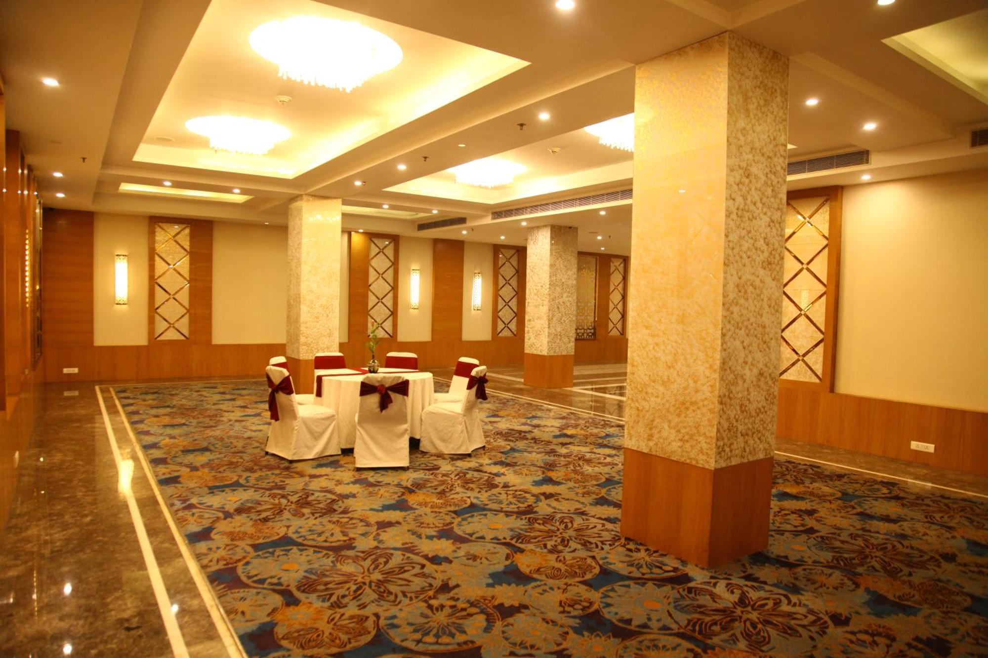 The Place Gurugram, A Member Of Radisson Individuals Gurgaon Luaran gambar