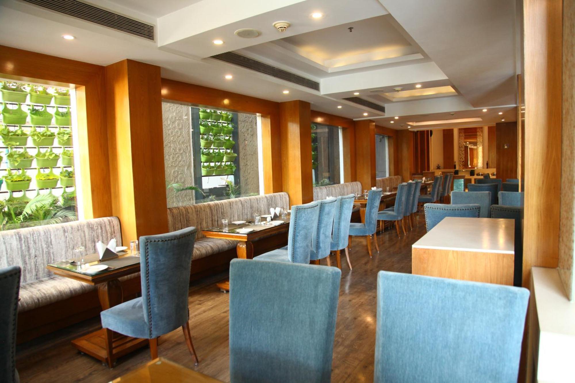 The Place Gurugram, A Member Of Radisson Individuals Gurgaon Luaran gambar